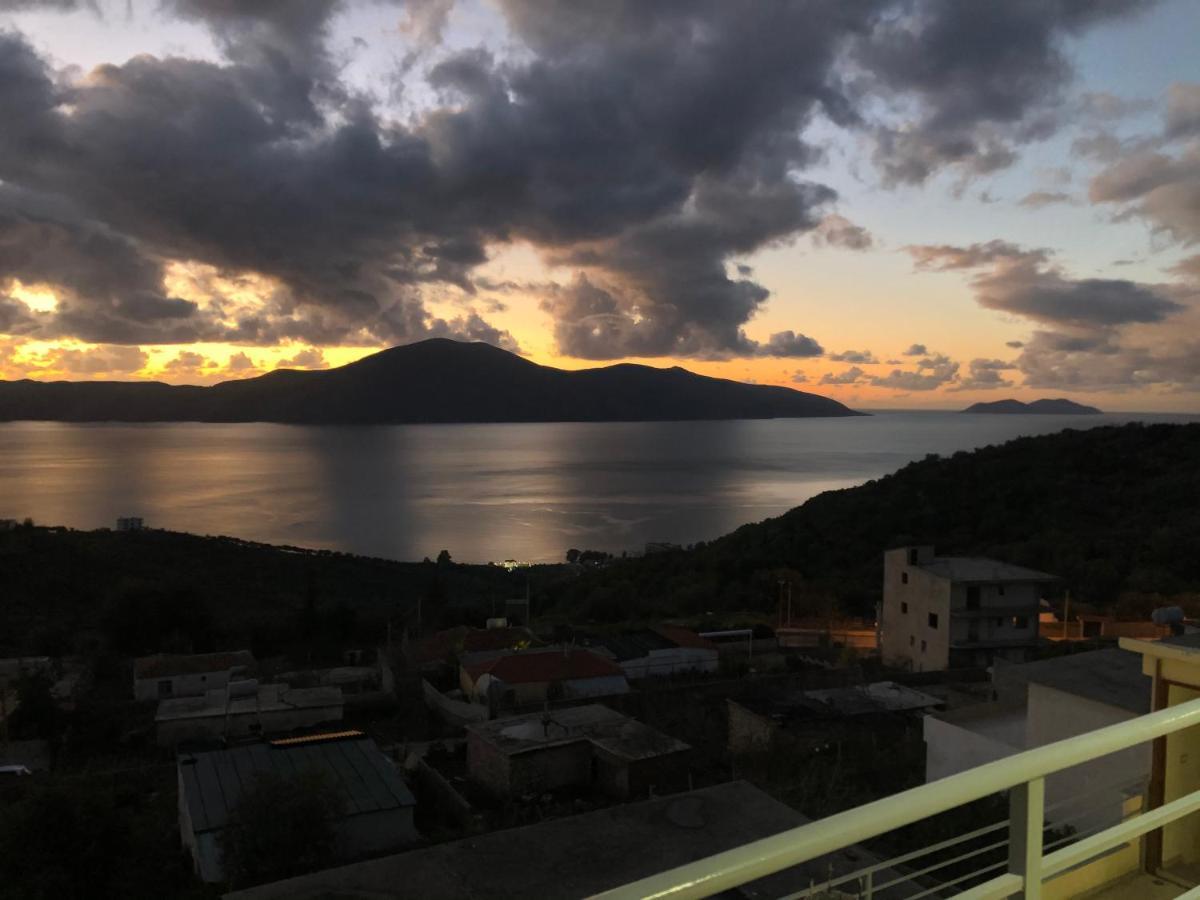 The Sunset Villa Leven Vlorë Esterno foto
