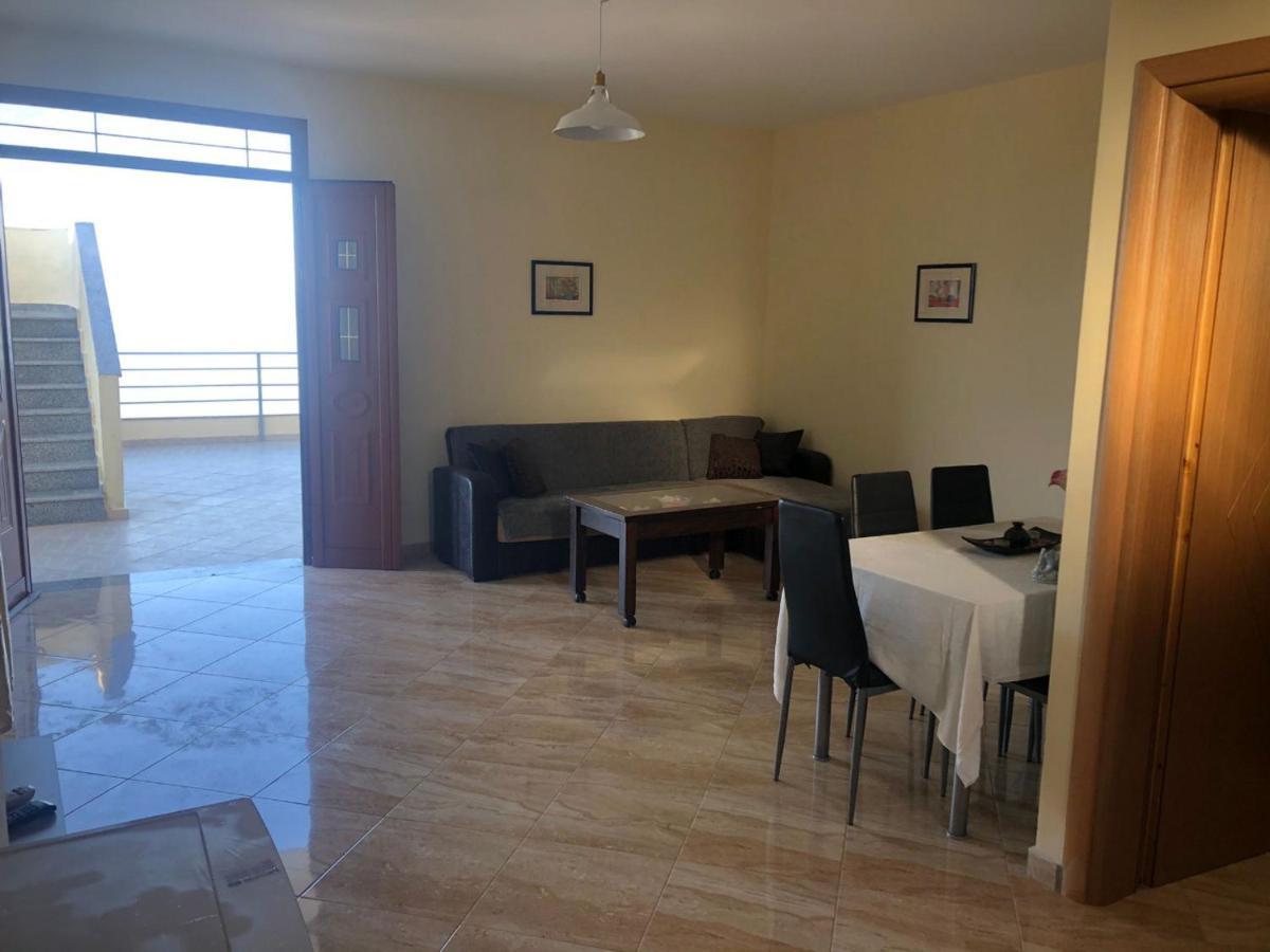 The Sunset Villa Leven Vlorë Esterno foto